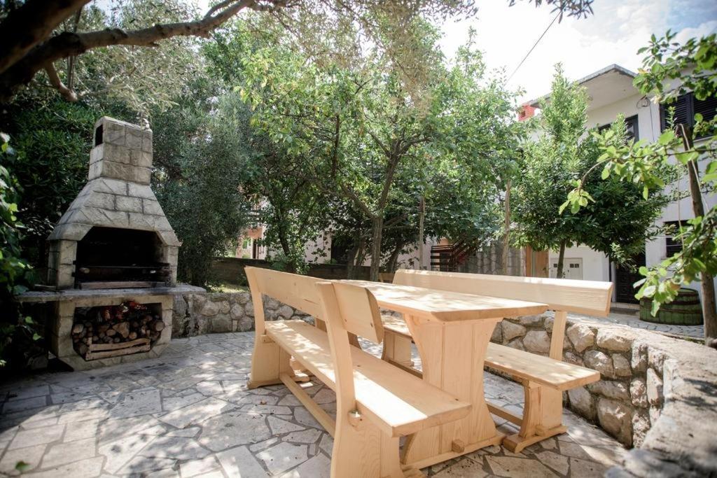 Room In Cres With Sea View, Balcony, Air Conditioning, Wifi 4249-4 Exterior foto